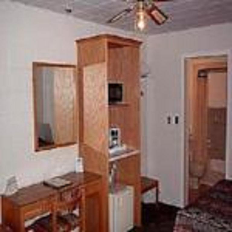 Clansman Motel North Sydney Room photo